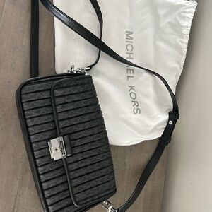 Michael Kors Bradshaw Small Pleated Black Crossbody Bag